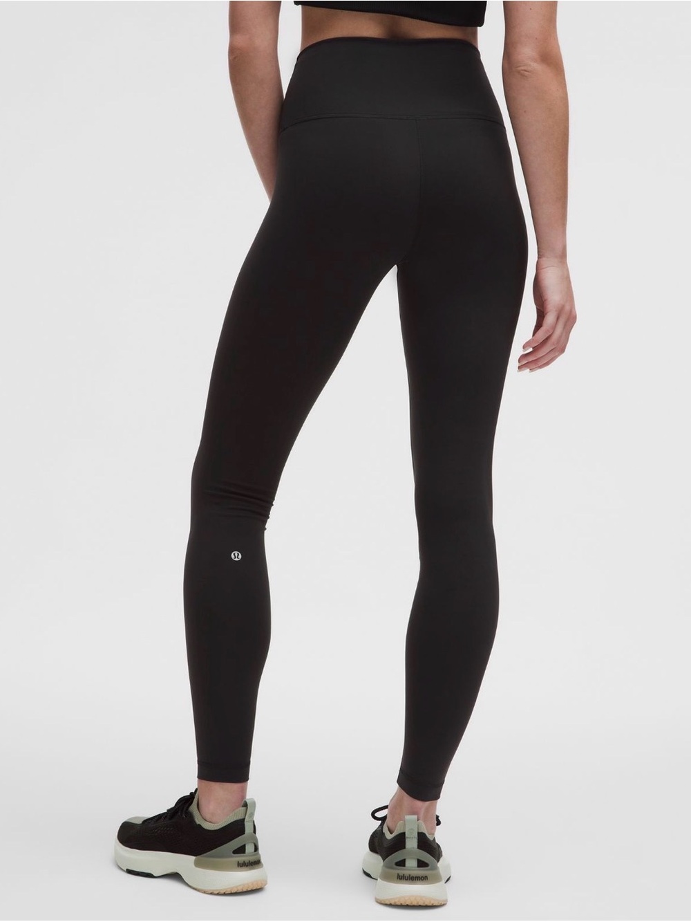 Lululemon Wunder Train High Rise 28”